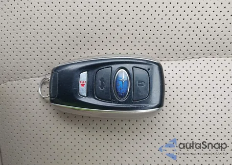 2018 Subaru Legacy 2.5I Limited из США, поврежденный, VIN 4S3BNAN68J3007274